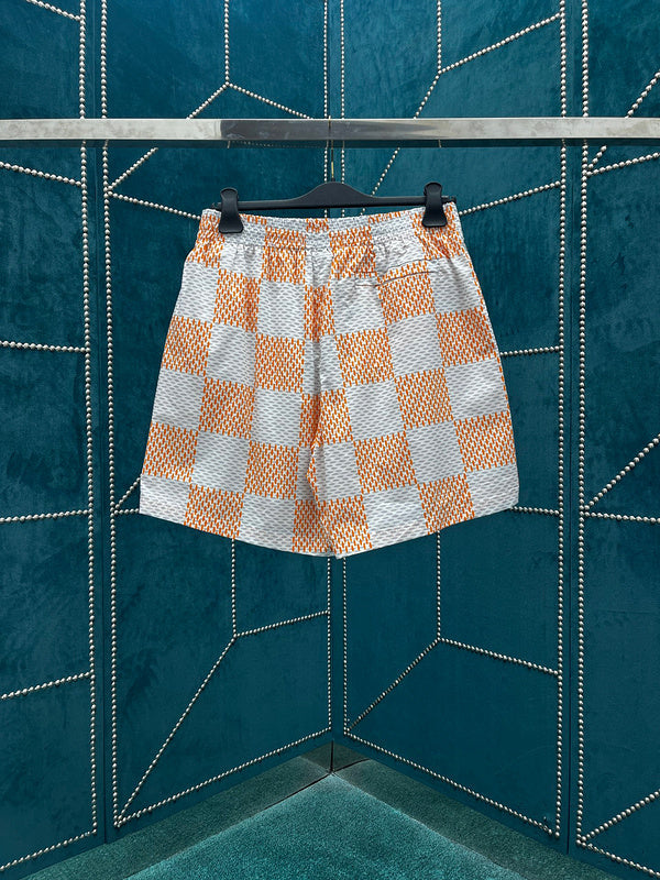 LV shorts 041002