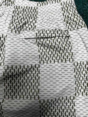 LV shorts 041002