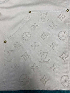 LV shorts 041011
