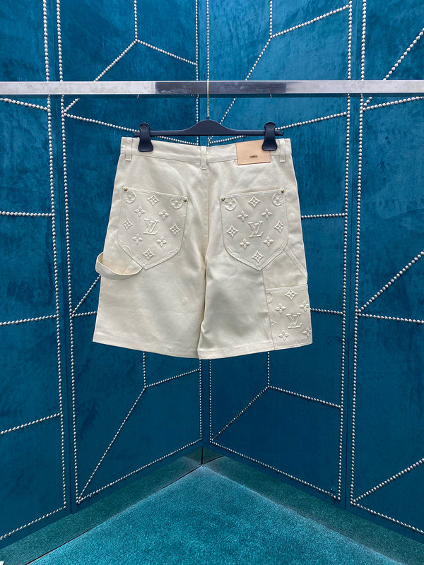 LV shorts 041011
