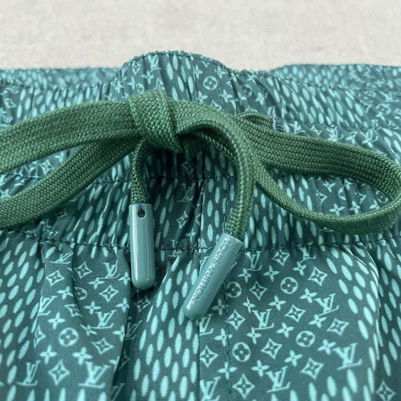 LV shorts 061033