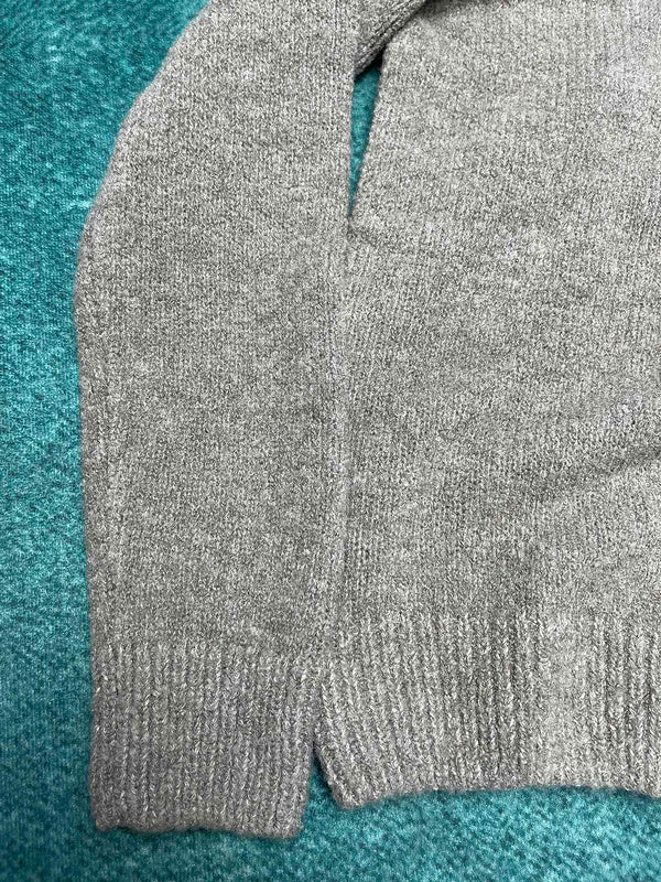 LV sweater 102606