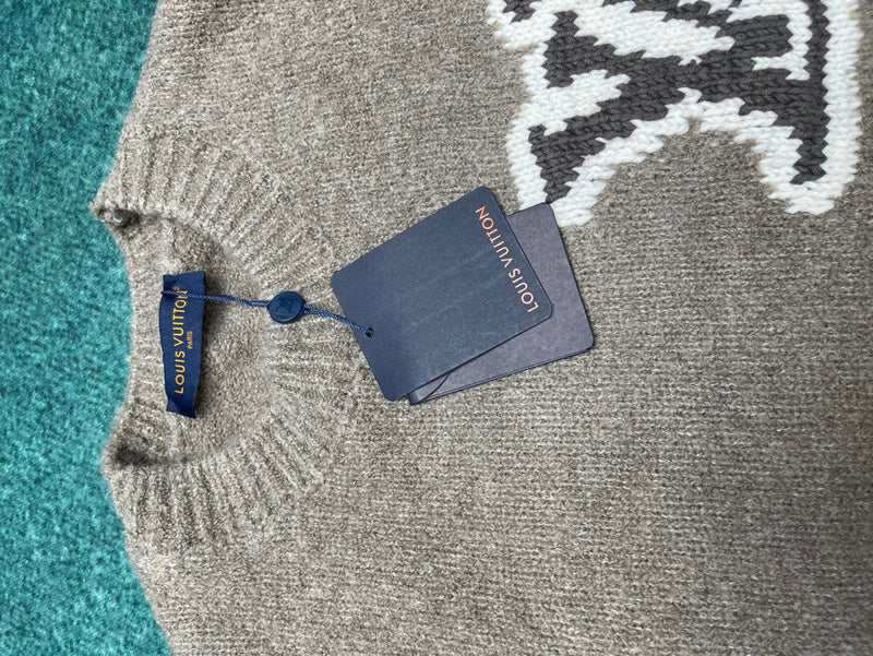 LV sweater 102606