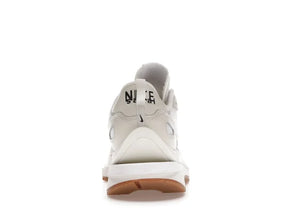 NIKEE VAPORWAFFLE SACAI SAIL GUM