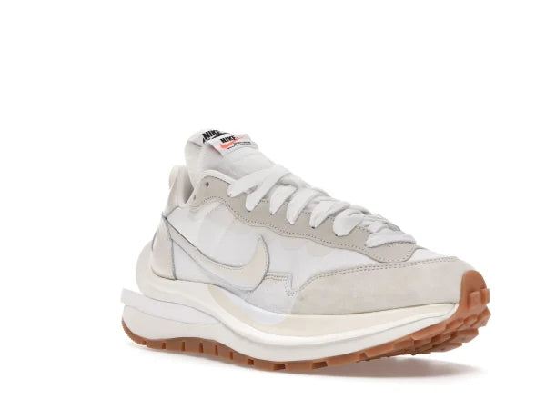 NIKEE VAPORWAFFLE SACAI SAIL GUM
