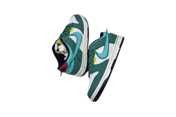 SB DNK LOW X SAINT SEIYA GREEN
