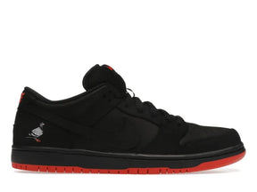 SB DNK LOW BLACK PIGEON