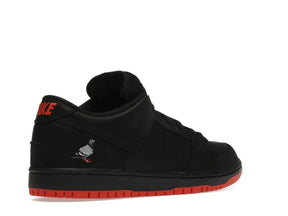 SB DNK LOW BLACK PIGEON