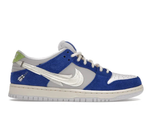 SB DNK LOW PROFLY STREETWEAR GARDENIA