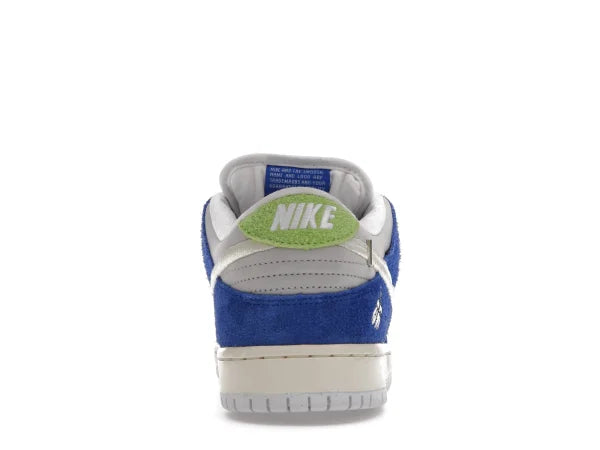 SB DNK LOW PROFLY STREETWEAR GARDENIA