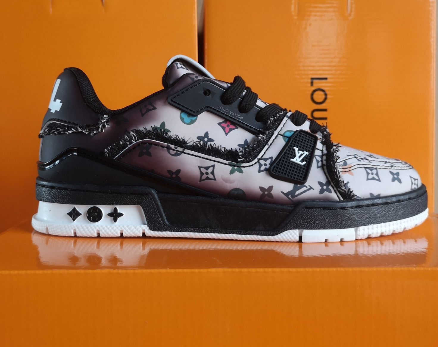 LV Trainer Sneaker - Civilist 2025