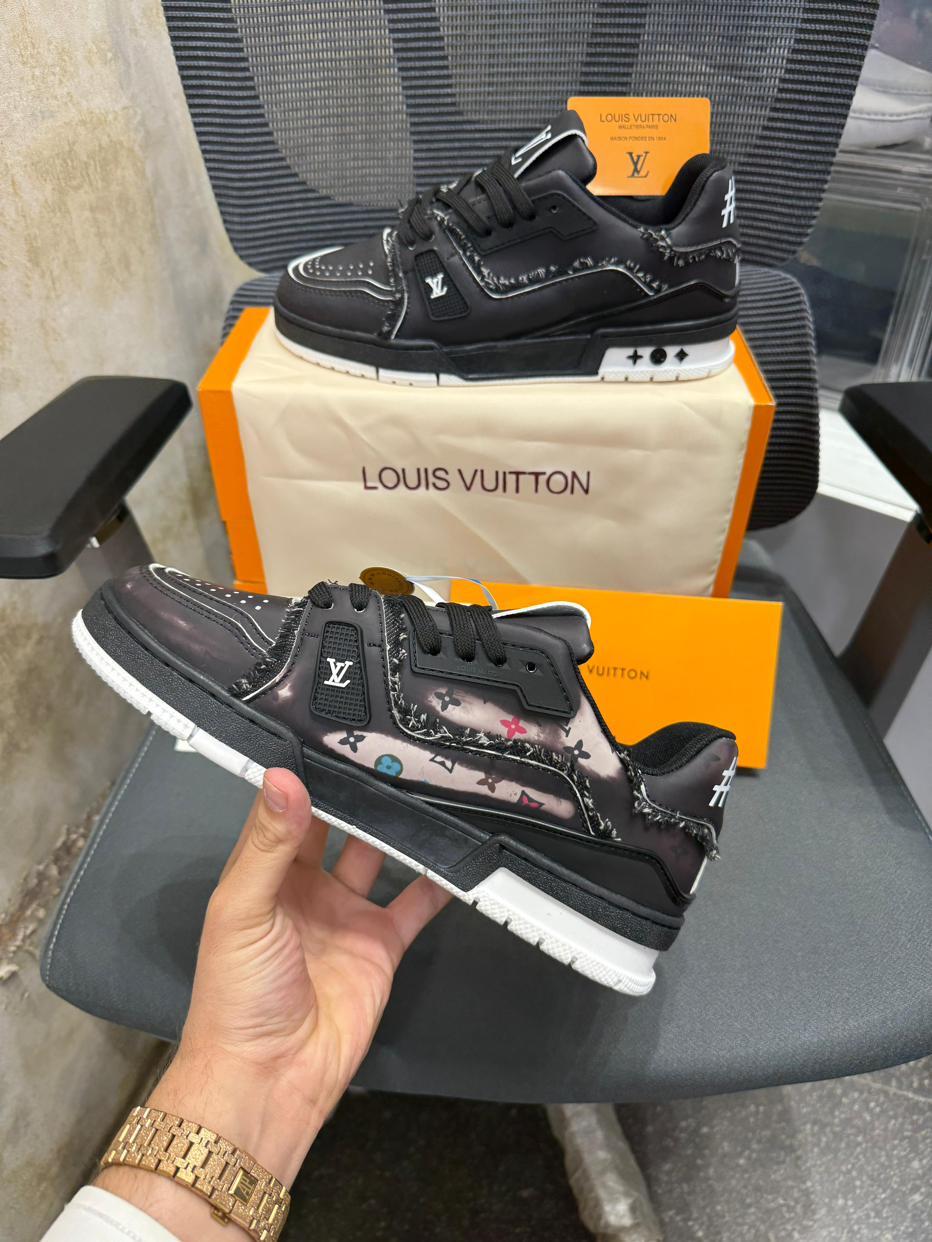 LV Trainer Sneaker - Civilist 2025