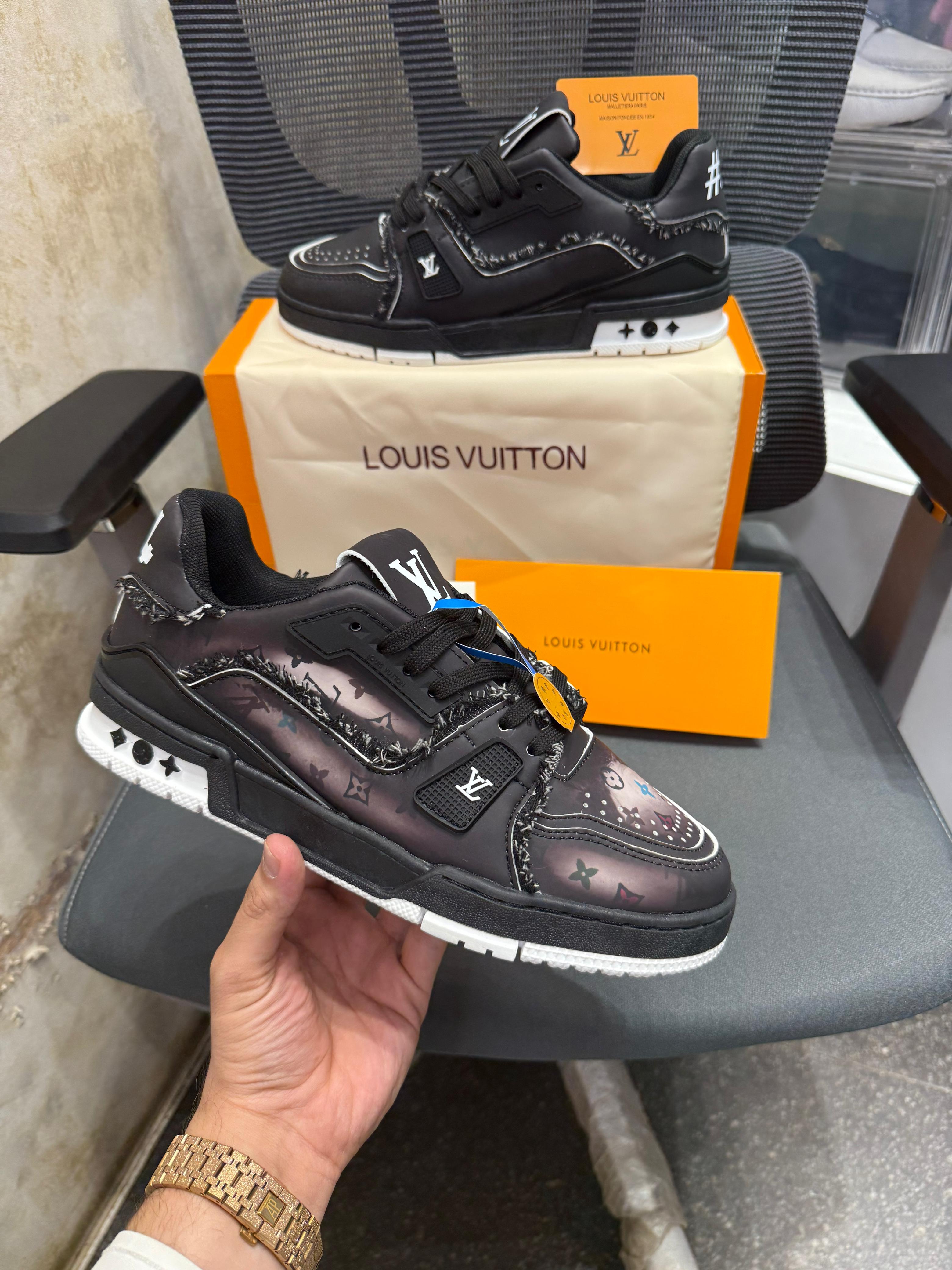 LV Trainer Sneaker - Civilist 2025