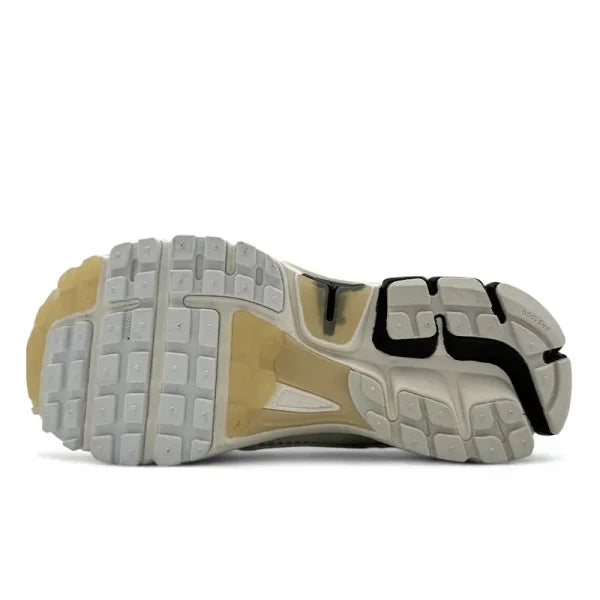 ZOOM VOMERO 5 BEIGE WHITE BLACK